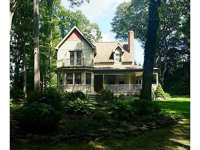 138 Lincoln Ave, Barrington, RI 02806 - photo 1