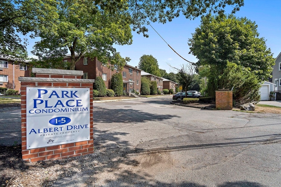 3 Albert Dr unit 3, Woburn, MA 01801 - photo 1