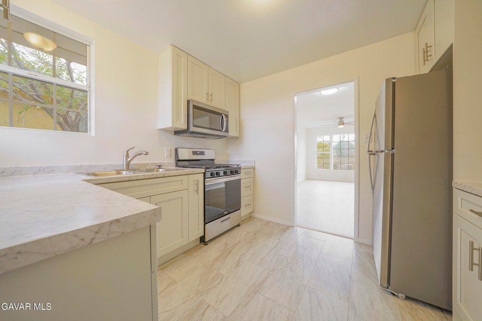 38020 12th St E, Palmdale, CA 93550 - photo 1