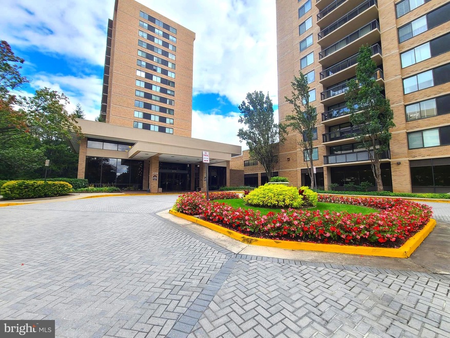 3709 S George Mason Dr unit 502, Baileys Crossroads, VA 22041 - photo 1