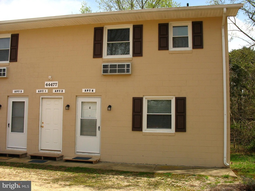 44477 Clarkes Landing Rd unit 2, Hollywood, MD 20636 - photo 1