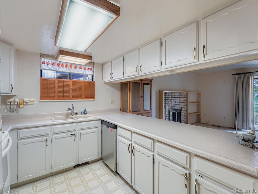 Under Contract $499,000