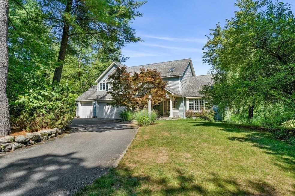 44 Roseland Dr, Fitchburg, MA 01420 - photo 1