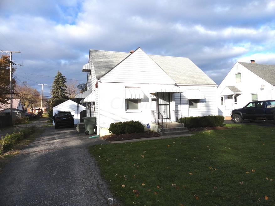 1742 E Dunedin Rd, Columbus, OH 43224 - photo 1