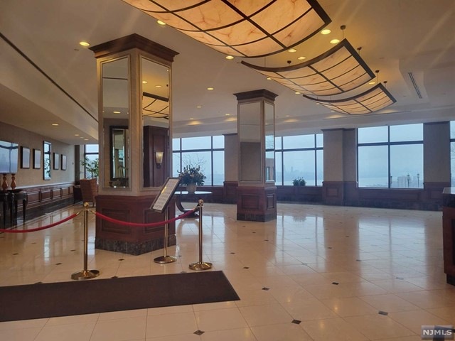 Palisades unit 2615, Fort Lee, NJ 07024 - photo 1