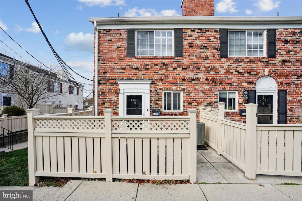 1435 C N Van Dorn St, Alexandria, VA 22304 - photo 1