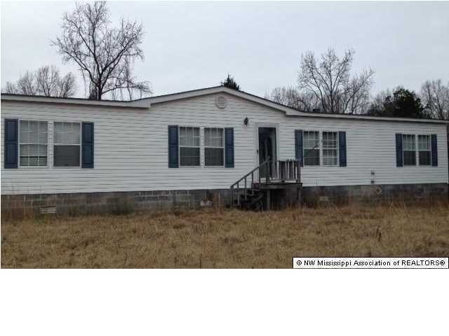 164 Bennett Cir, Byhalia, MS 38611 - photo 1