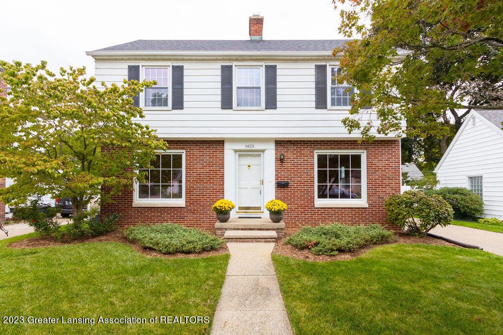 1425 Clifton Ave, Lansing, MI 48910 - photo 1