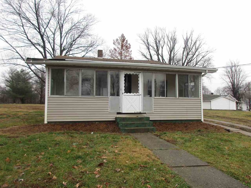 304 W Jefferson St, Edwardsport, IN 47528 - photo 1