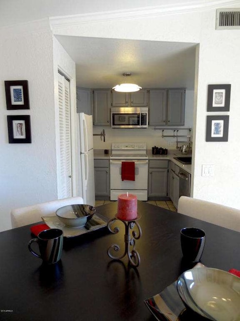 1774 W Colt Rd, Chandler, AZ 85224 - photo 1