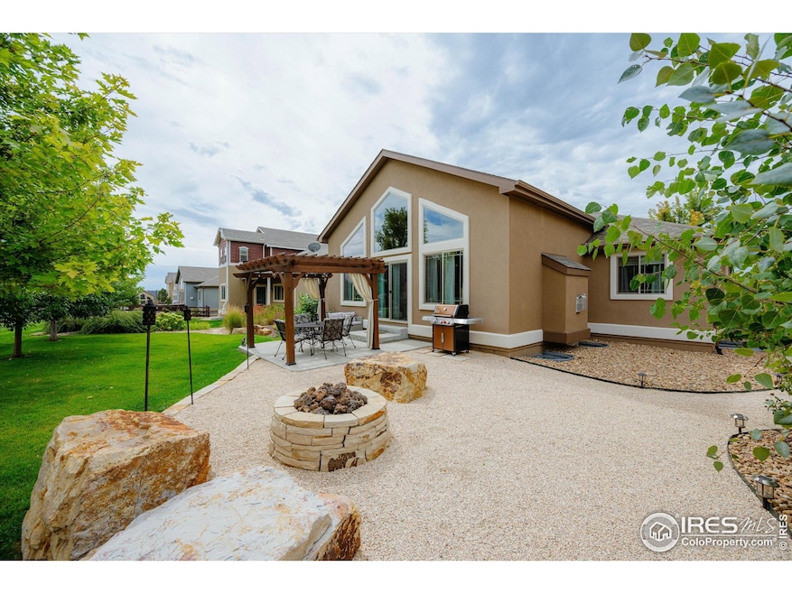 Welcome to your Own Oasis! Backing to Green Belt-No Metro District Tax!