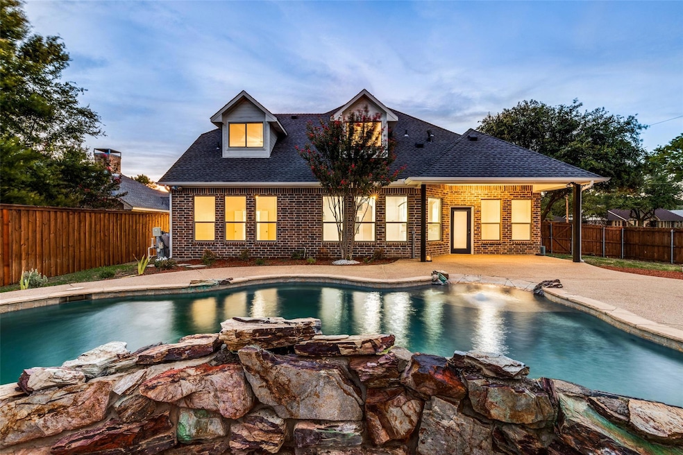 1001 Williams St, Ennis, TX 75119 - photo 1