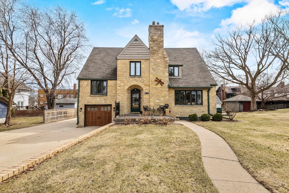Sold $350,000