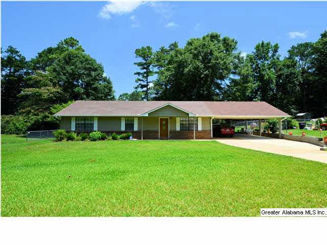 Great property and home in Montevallo.