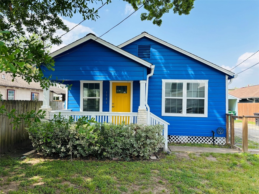 1308 Idylwild St, Houston, TX 77009 - photo 1