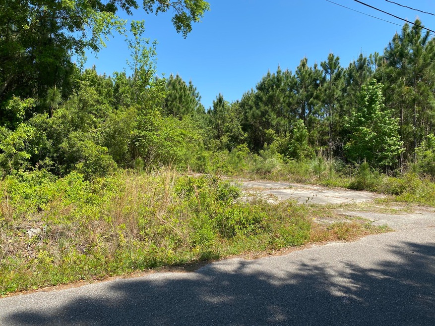 300 Mcclung St, Pass Christian, MS 39571 - photo 1