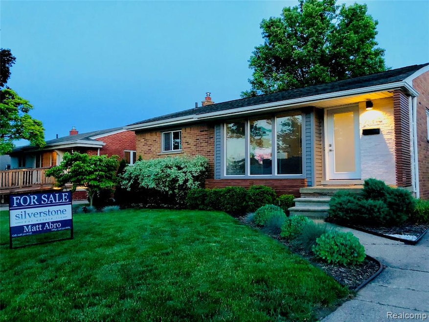 799 Elmsford Dr, Clawson, MI 48017 - photo 1