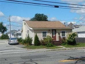579 Bullocks Point Ave, Riverside, RI 02915 - photo 1
