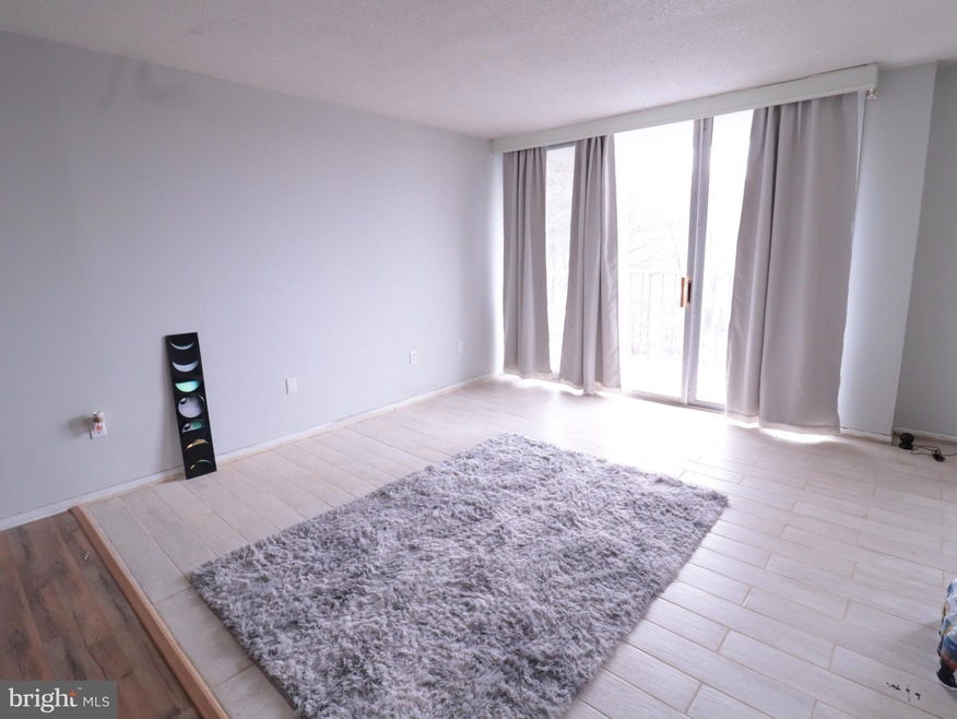 Hunting Creek Club unit 702, Alexandria, VA 22303 - photo 1