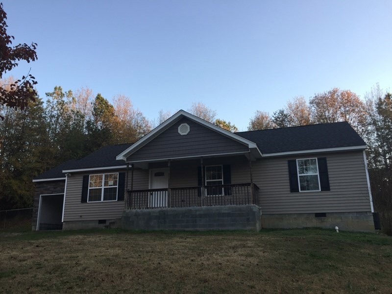 214 Sitton St, Liberty, SC 29657 - photo 1