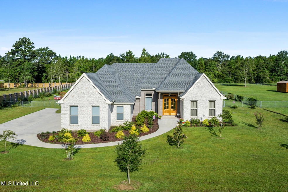 12205 E Pointe Dr, Picayune, MS 39466 - photo 1