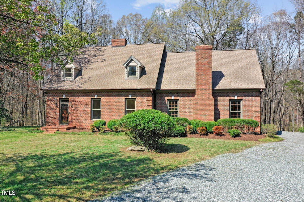 906 Raylewood Ct, Greensboro, NC 27406 - photo 1