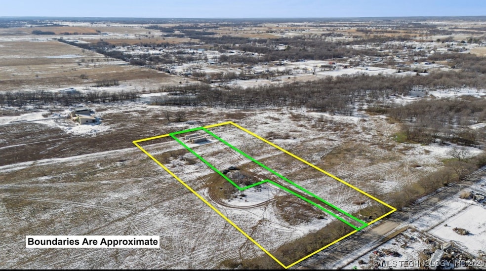 8800 Creager Rd, Mounds, OK 74047 - photo 1