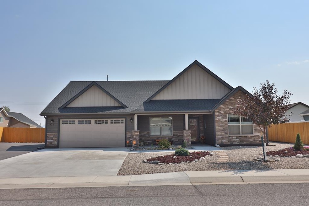 3425 Appalachian Ave, Cody, WY 82414 - photo 1