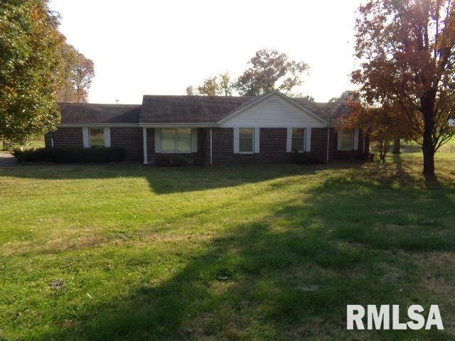 1409 Dorris Heights Rd, Harrisburg, IL 62946 - photo 1