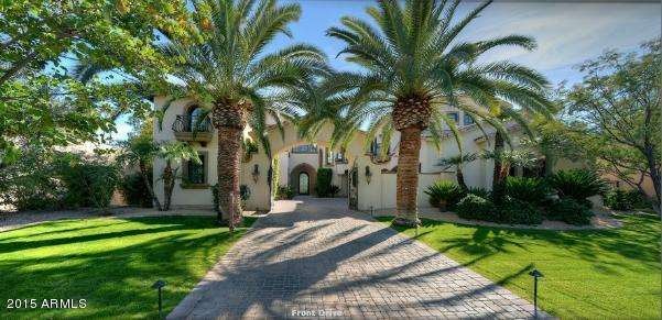 Stunning curb appeal!