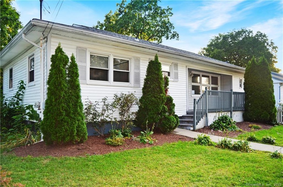 65 Dewey St, Stratford, CT 06615 - photo 1