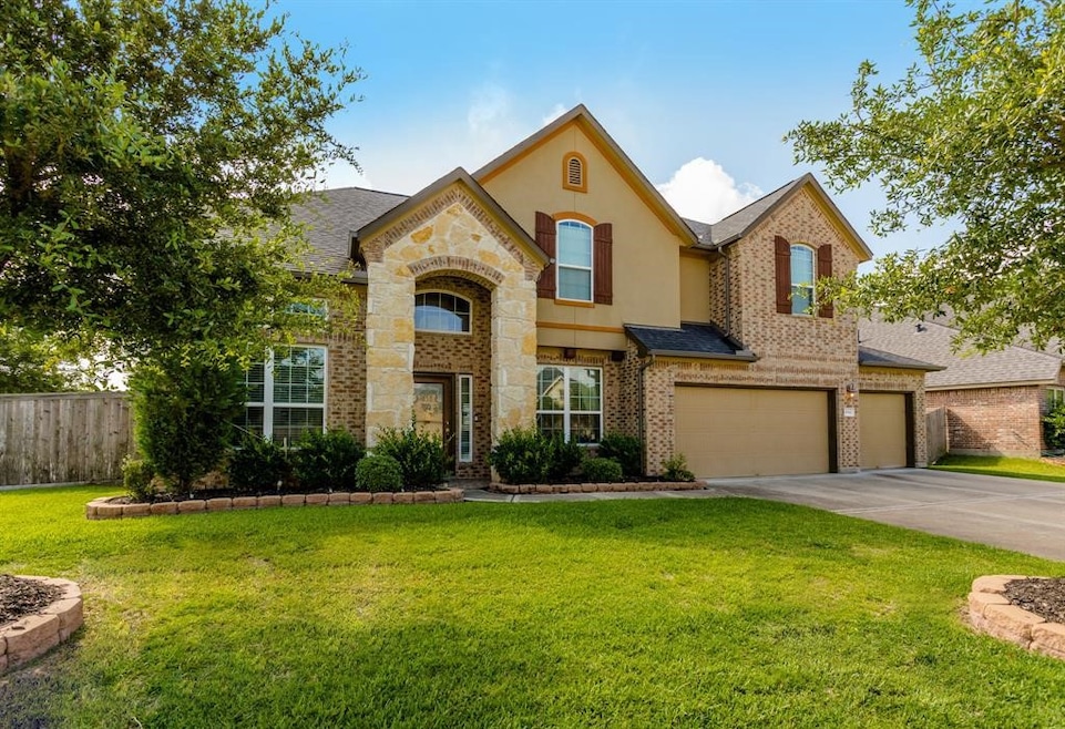 1914 Amber Trail Ln, Richmond, TX 77469 - photo 1