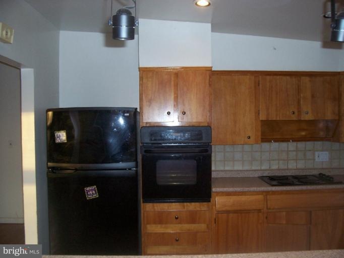 1306 Ablett Rd, Baltimore, MD 21239 - photo 1