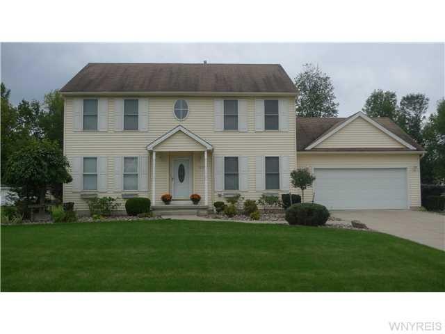 Exterior Front Welcome to 9109 Via Cimato