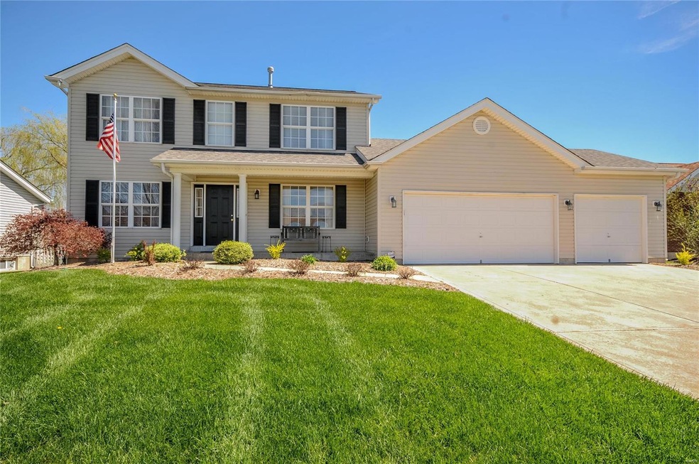 Family  friendly 2 story home just waiting for you