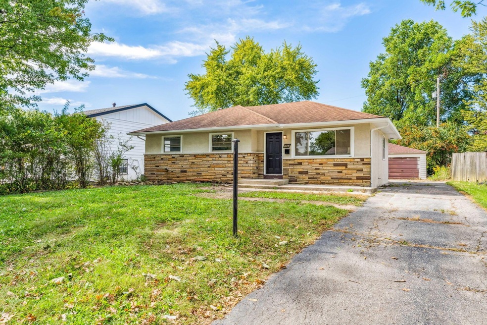 3-web-or-mls-1819-berkeley-rd