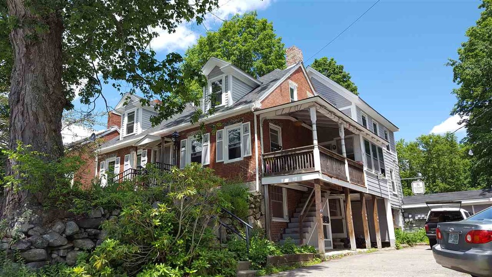 90 Main St, Pittsfield, NH 03263 - photo 1