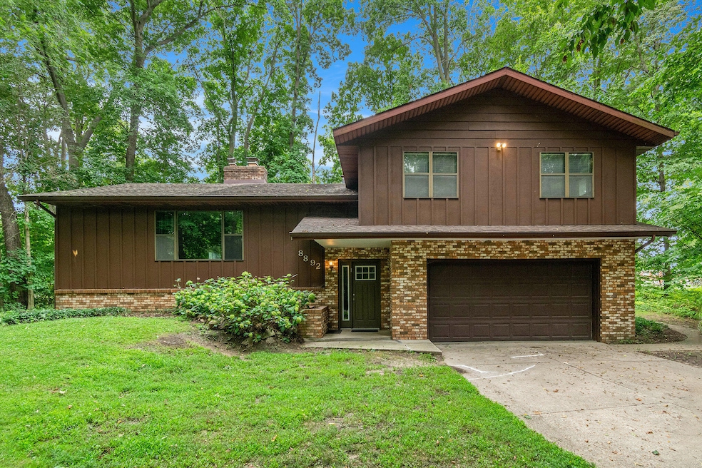 8892 Maplewood Dr, Berrien Springs, MI 49103 - photo 1