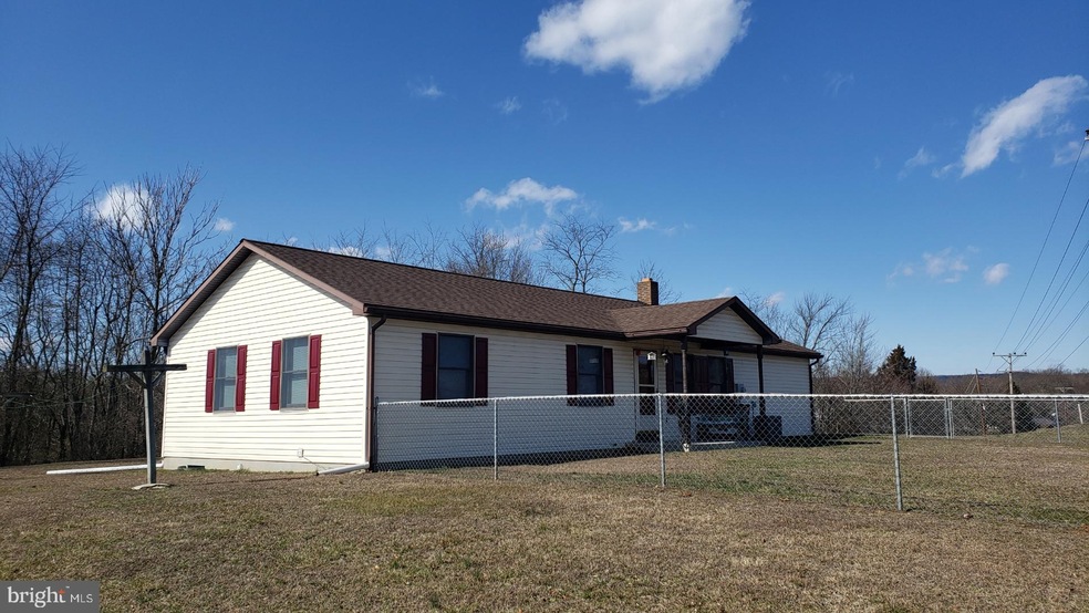 3011 Great Cove Rd, Warfordsburg, PA 17267 - photo 1