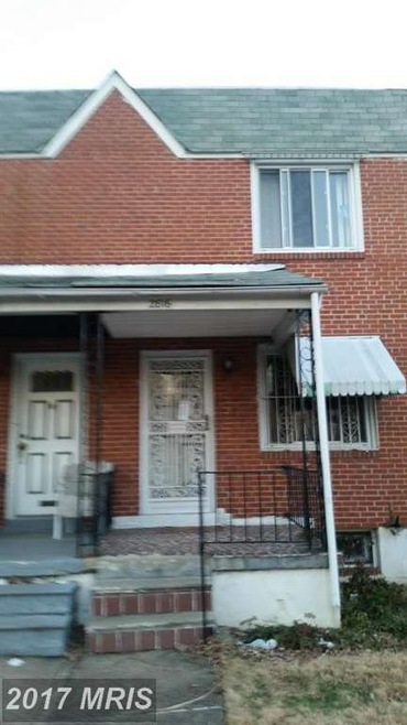 2816 Edgecombe Cir S, Baltimore, MD 21215 - photo 1