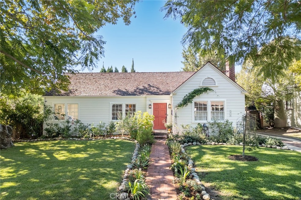 Under Contract $1,998,000