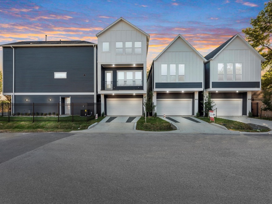 803 Martin St unit A, Houston, TX 77018 - photo 1