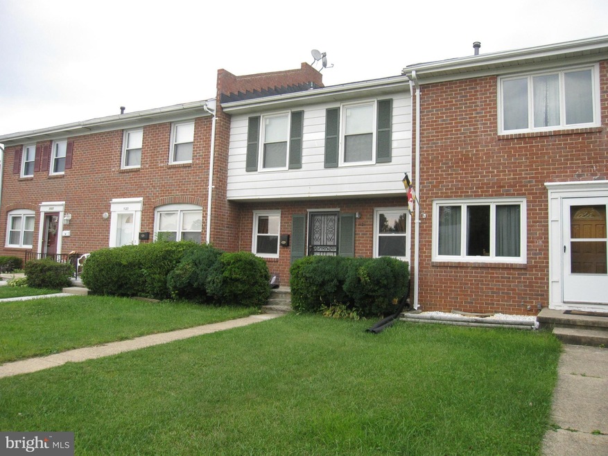 1121 Pelham Wood Rd, Parkville, MD 21234 - photo 1