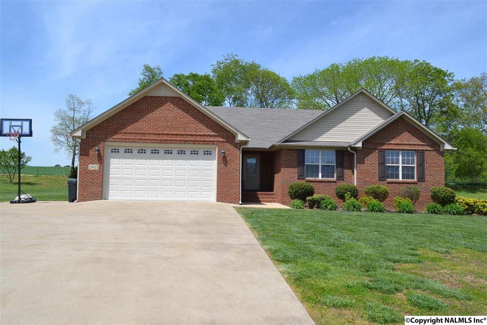 27622 Gretta Cir, Ardmore, AL 35739 - photo 1