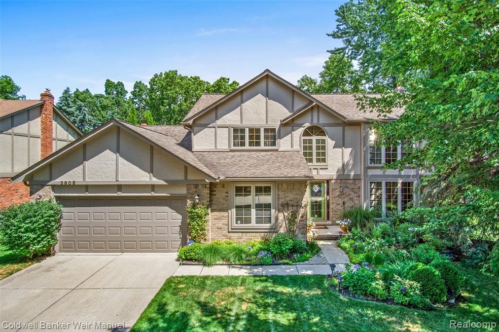 3608 Charlwood Dr, Rochester Hills, MI 48306 - photo 1
