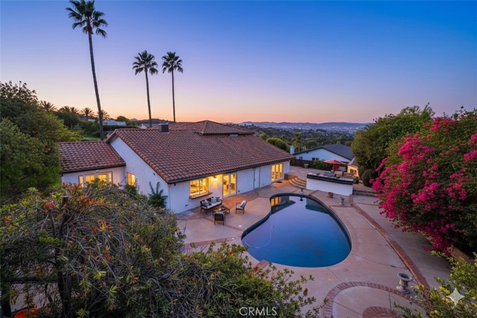 Under Contract $1,895,000 • Co-Listing Agent