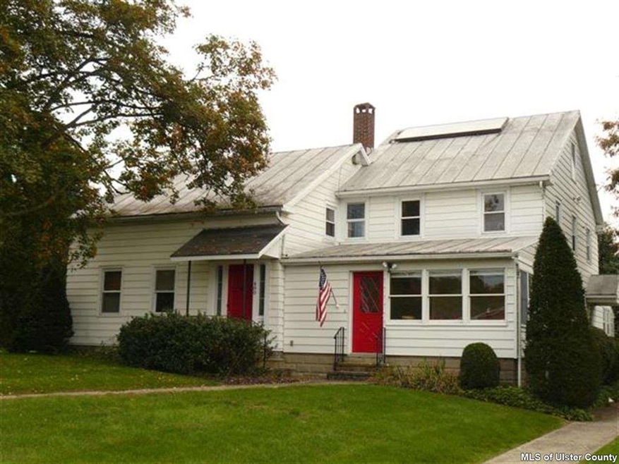 480 Crescent Ave, Highland, NY 12528 - photo 1