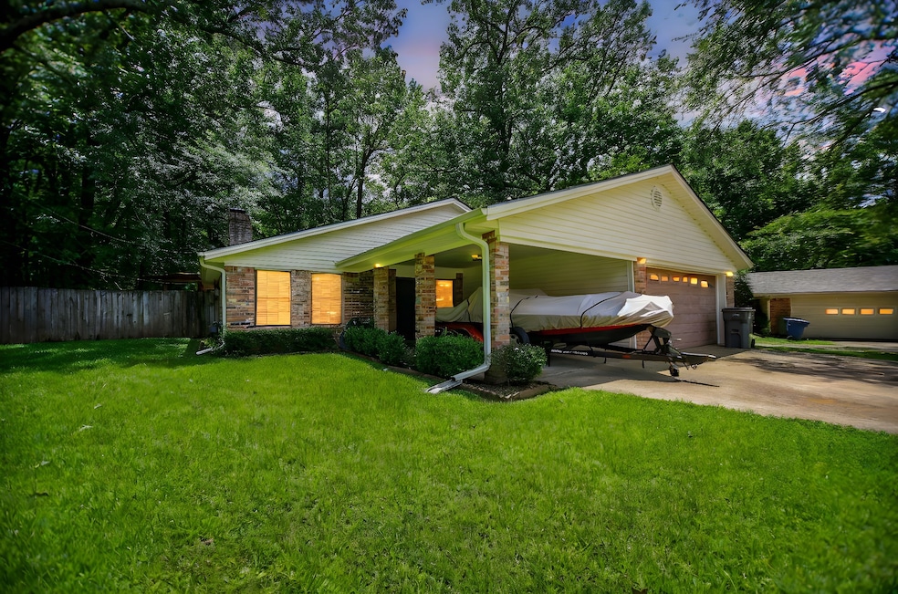 309 Echo Ln, Lufkin, TX 75904 - photo 1