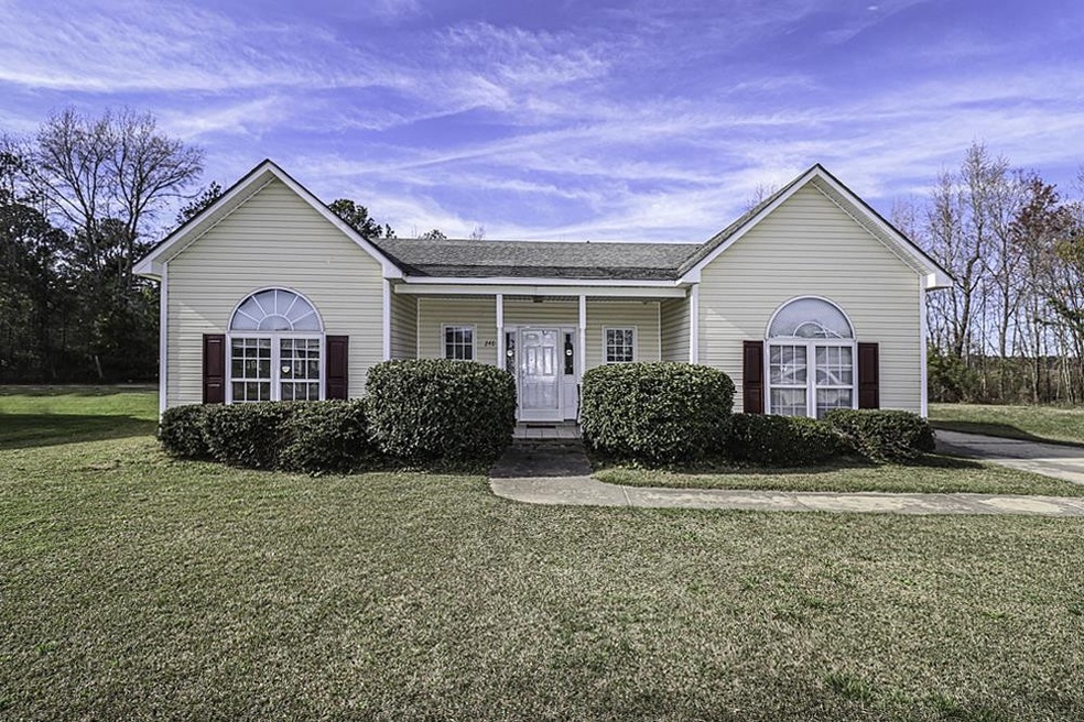 Nice lot NEW HVAC 2021!