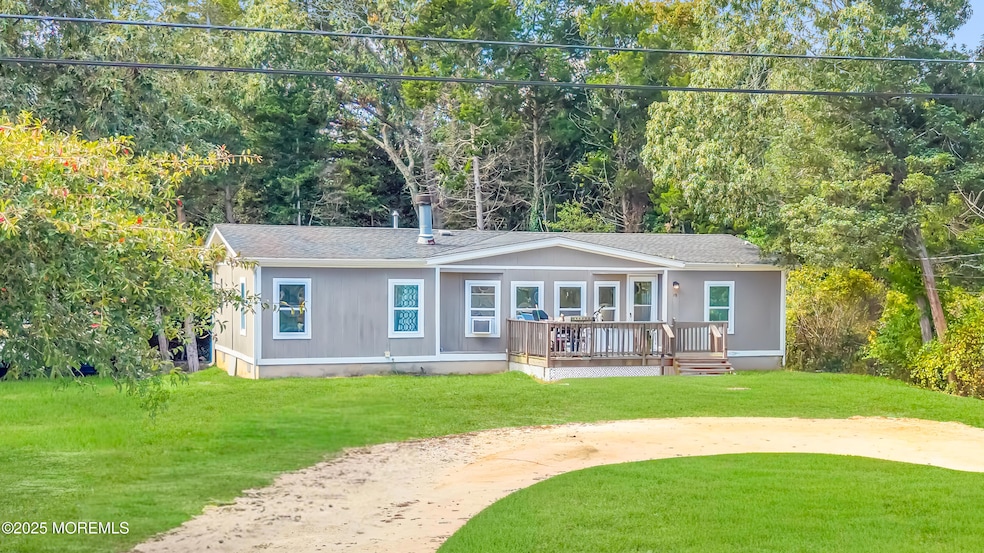 19 Plantation Dr, Little Egg Harbor Township, NJ 08087 - photo 1